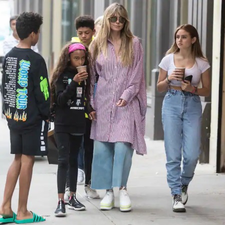 Lou Sulola Samuel was spotted together with her siblings.